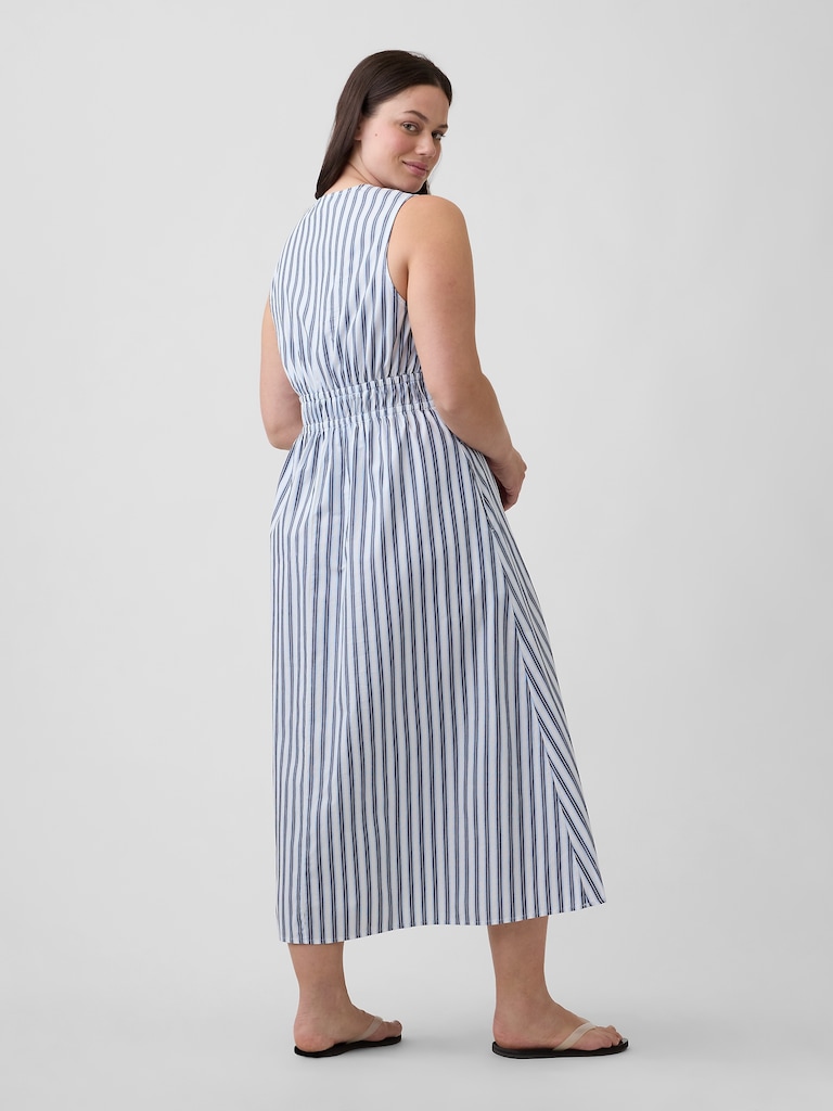 Sleeveless Tie-Front Maxi Dress