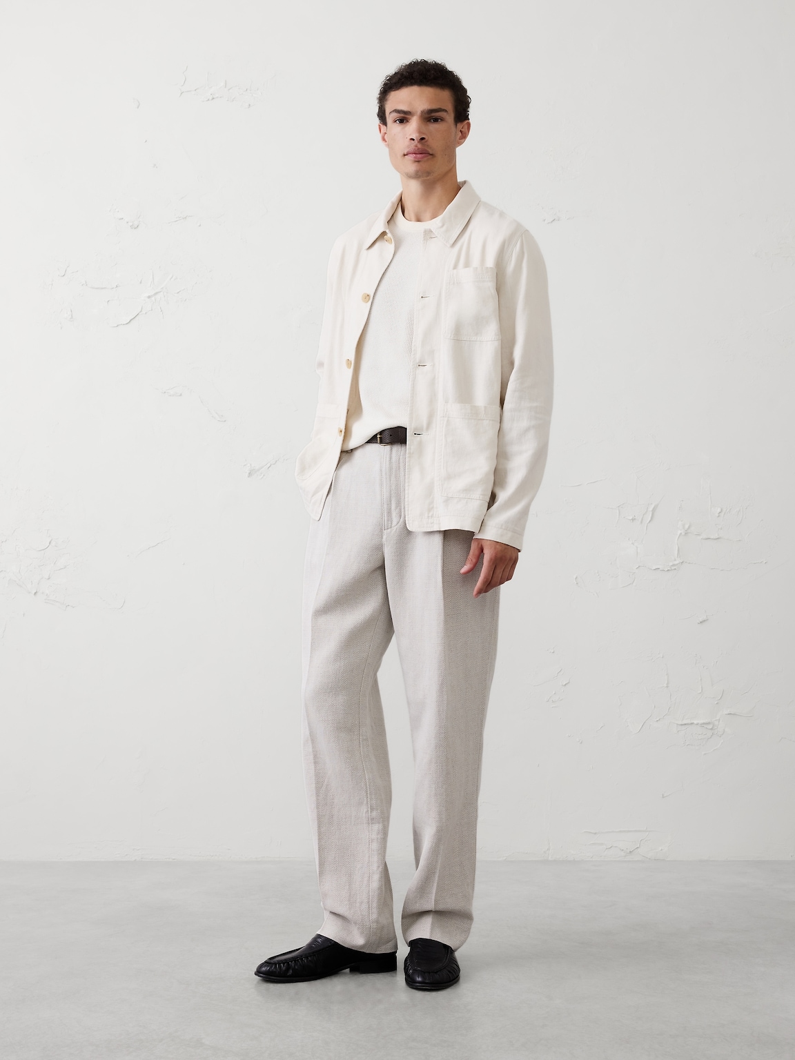 Relaxed-Fit Wide-Leg Linen-Blend Pant