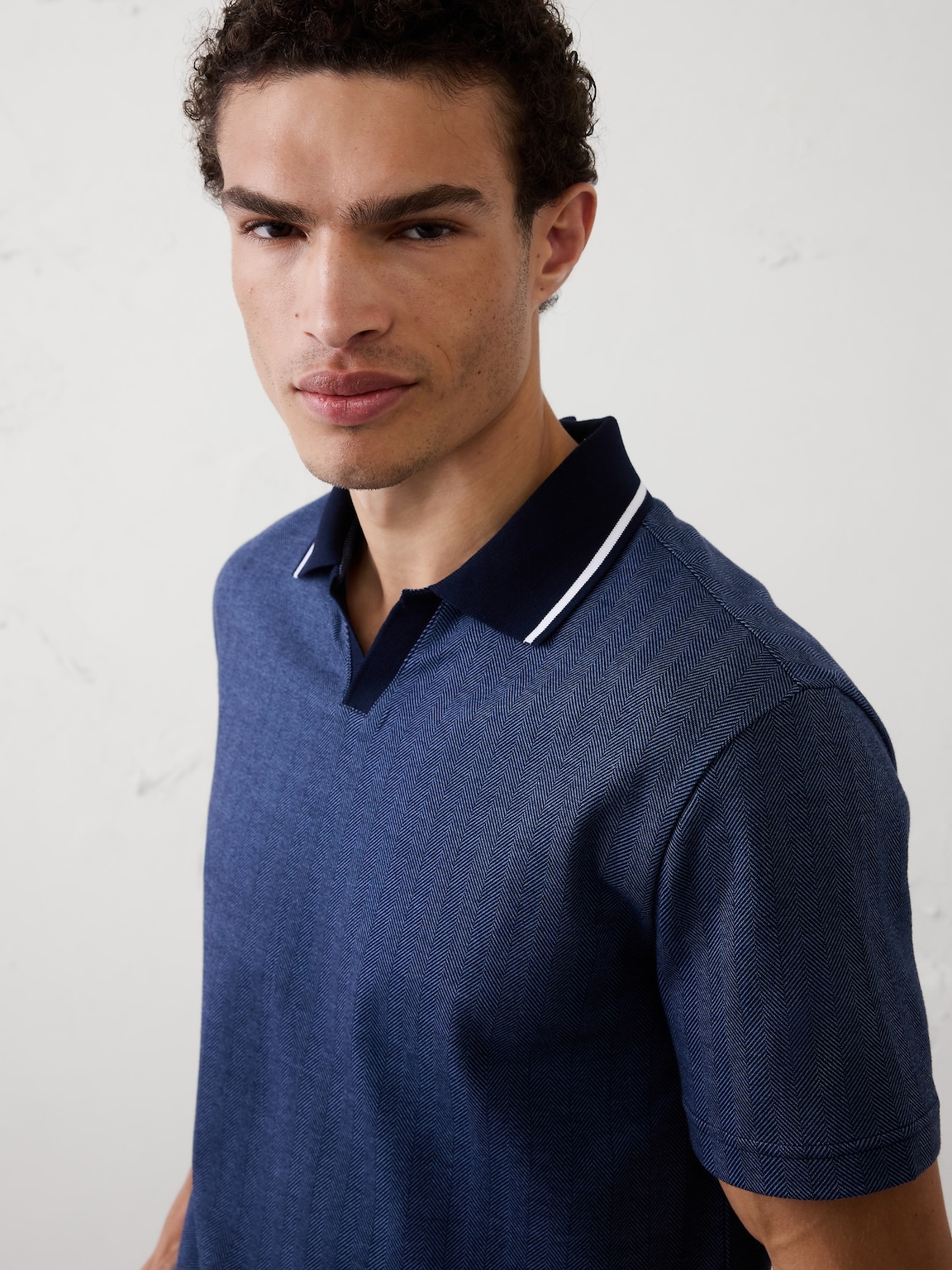 Standard-Fit Luxe Touch Johnny-Collar Polo