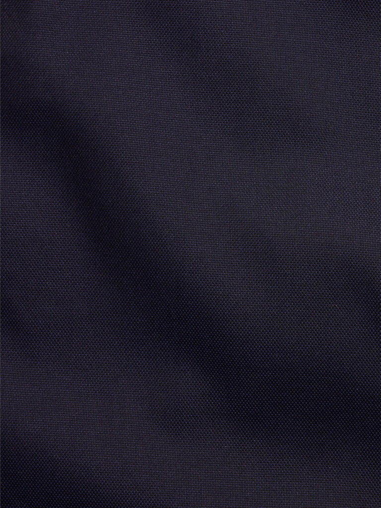 Standard-Fit Wrinkle-Resistant Dress Shirt