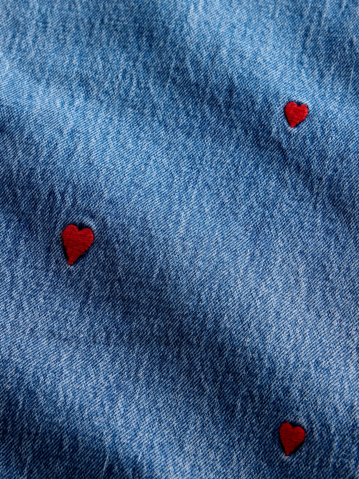 Mid Rise Embroidered Relaxed Straight Jeans