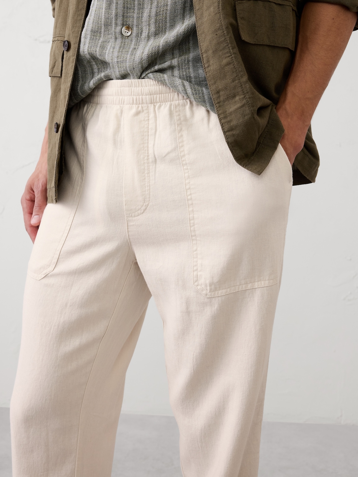 Straight-Fit Linen-Blend Pull-On Pant