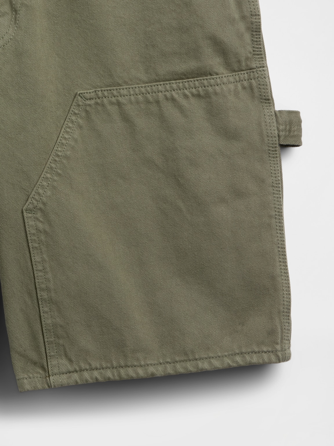 9" Loose Denim Carpenter Shorts