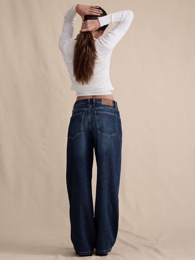 Mid-Rise Baggy-Straight Lightweight Jean