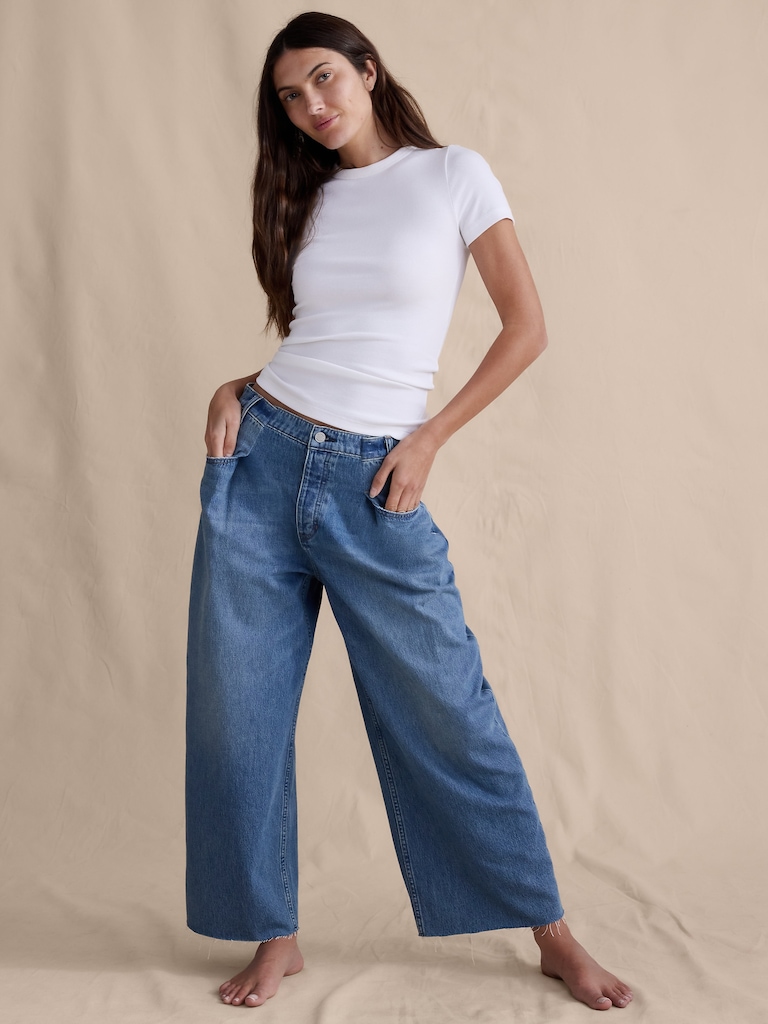 Mid-Rise Loose Pleated Crop Jean