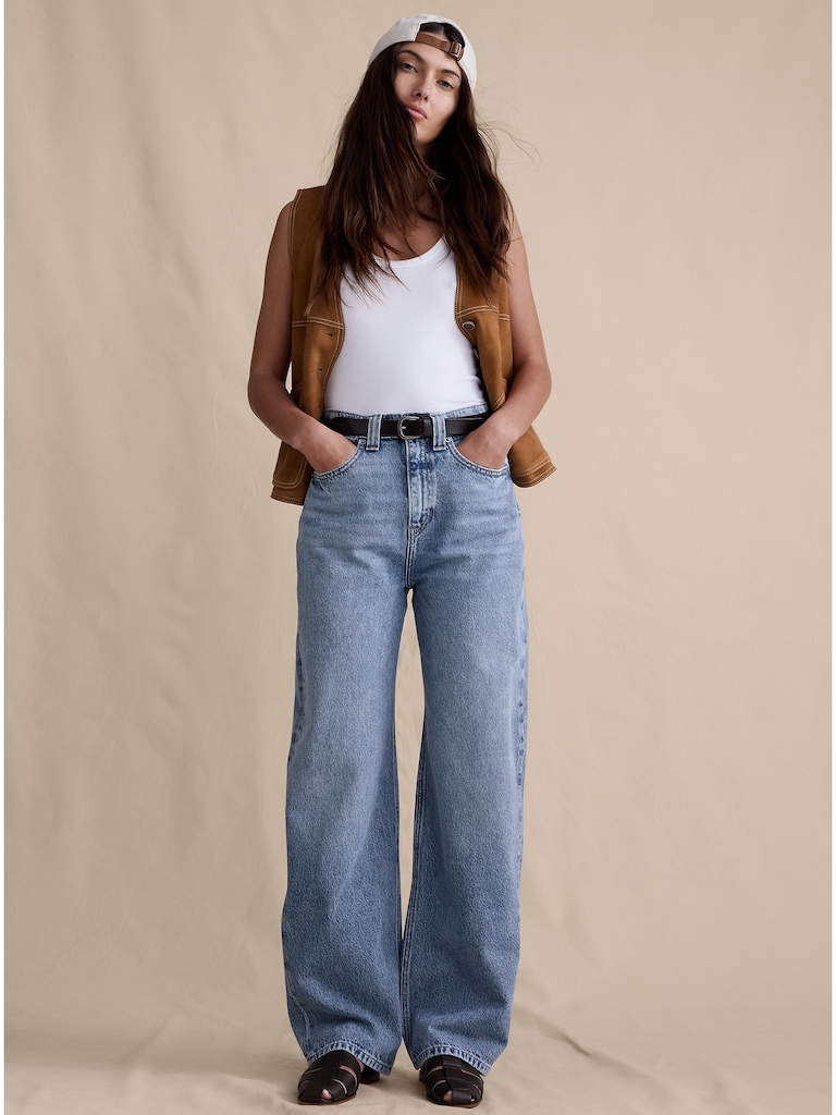 High-Rise Relaxed Wide-Leg Jean