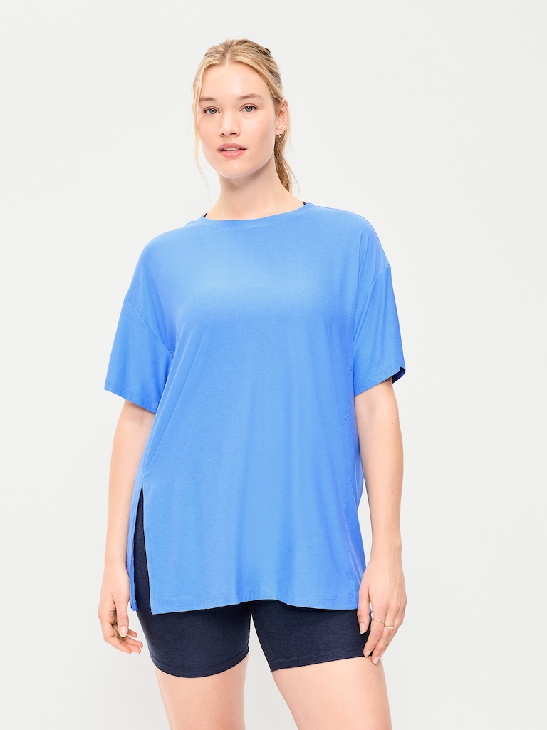 CloudMotion Short-Sleeve Tunic