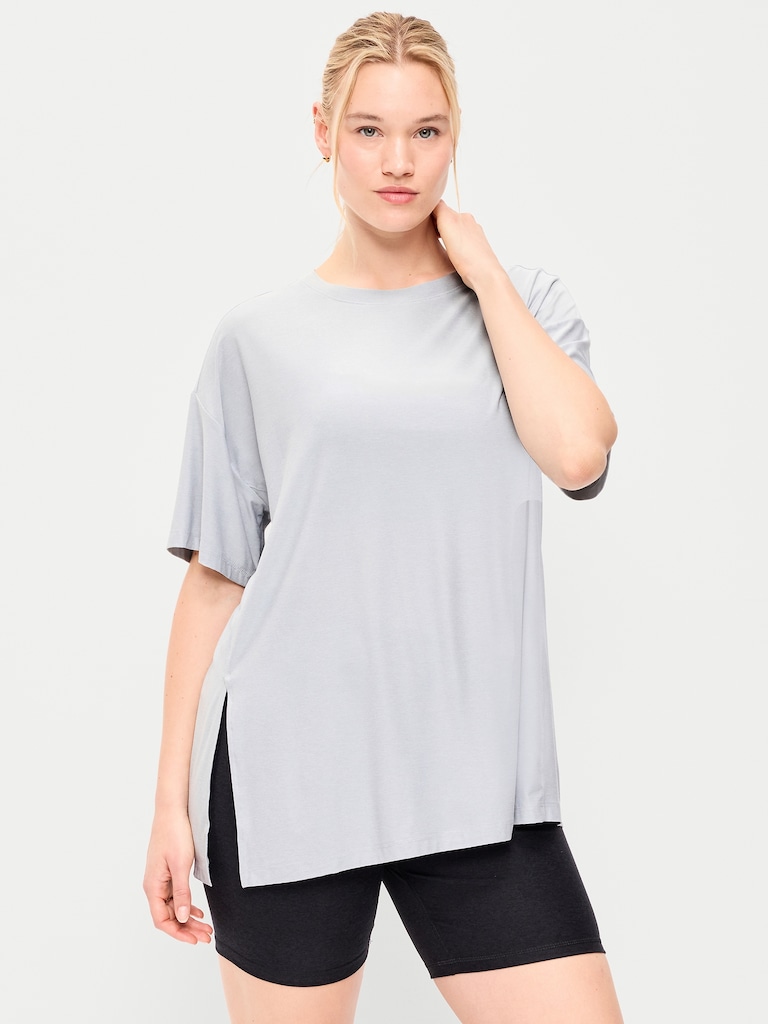 CloudMotion Short-Sleeve Tunic