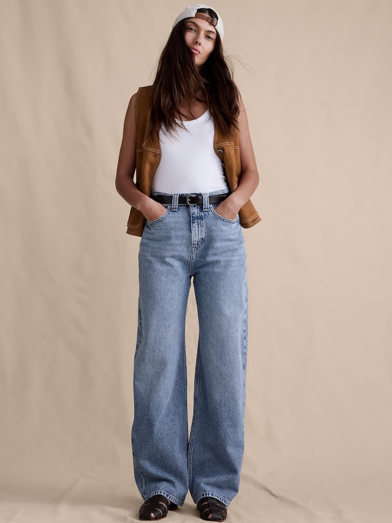 High-Rise Relaxed Wide-Leg Jean