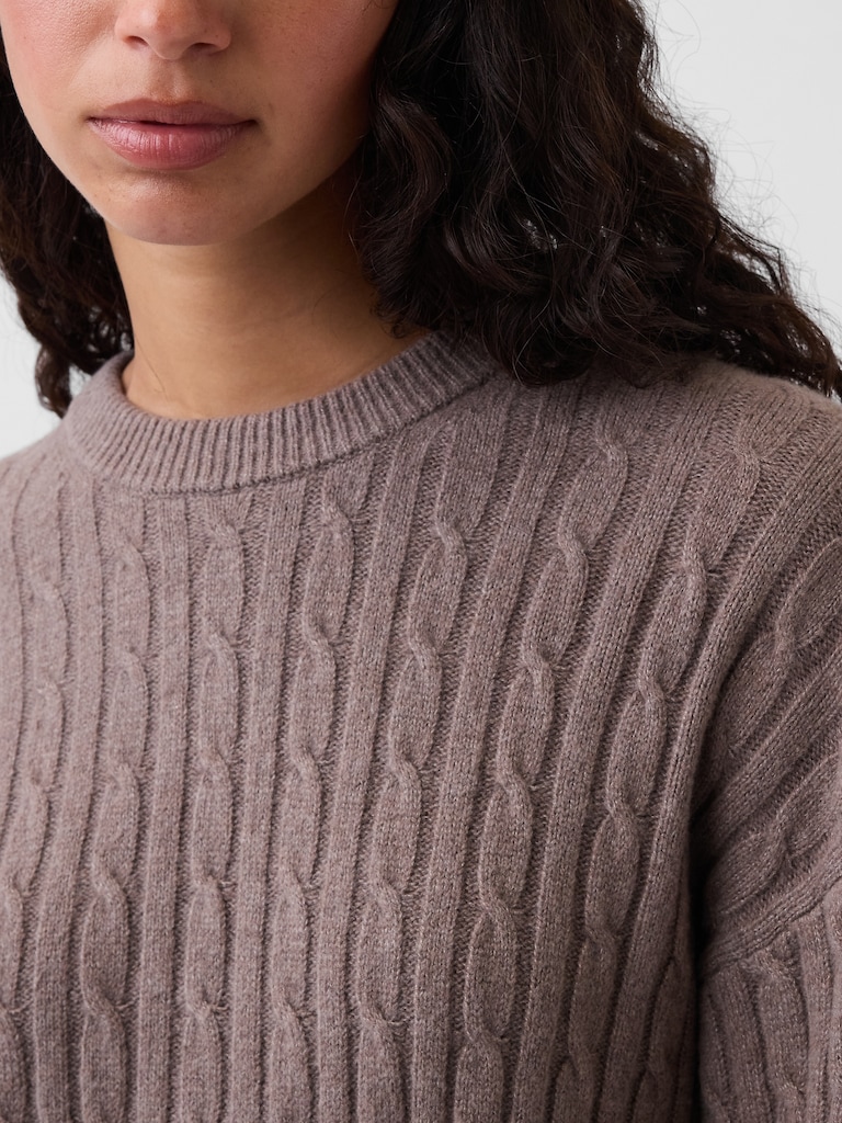 CashSoft Oversized Cable-Knit Sweater