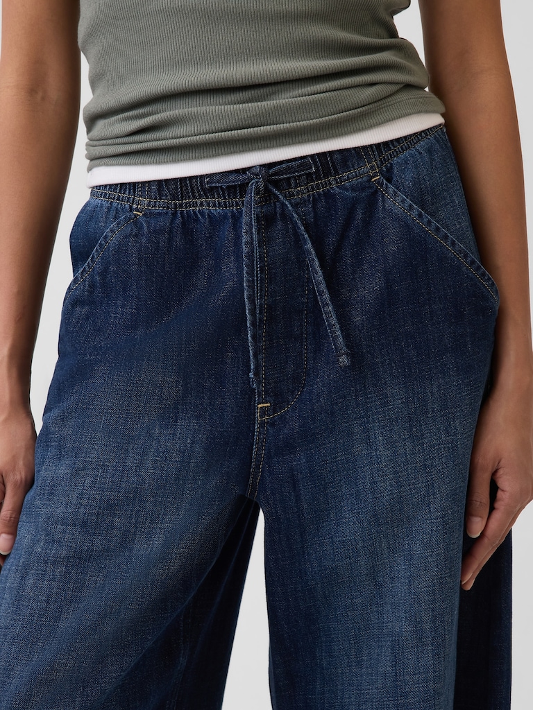 Mid Rise Easy Horseshoe Jeans