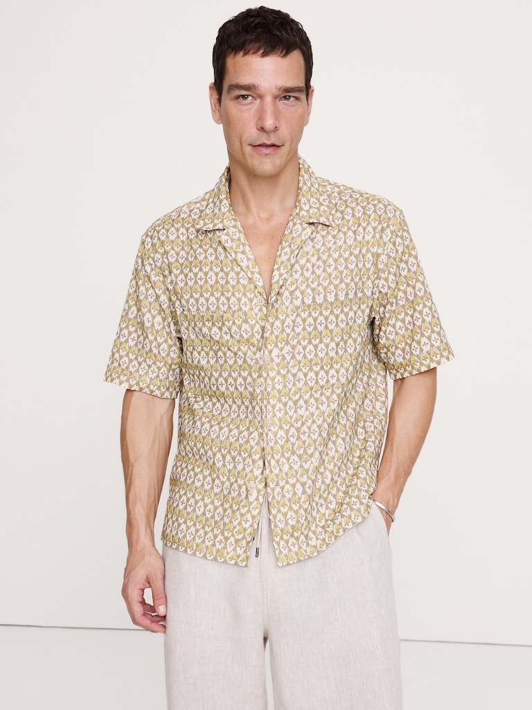 Relaxed-Fit Seersucker Resort Shirt