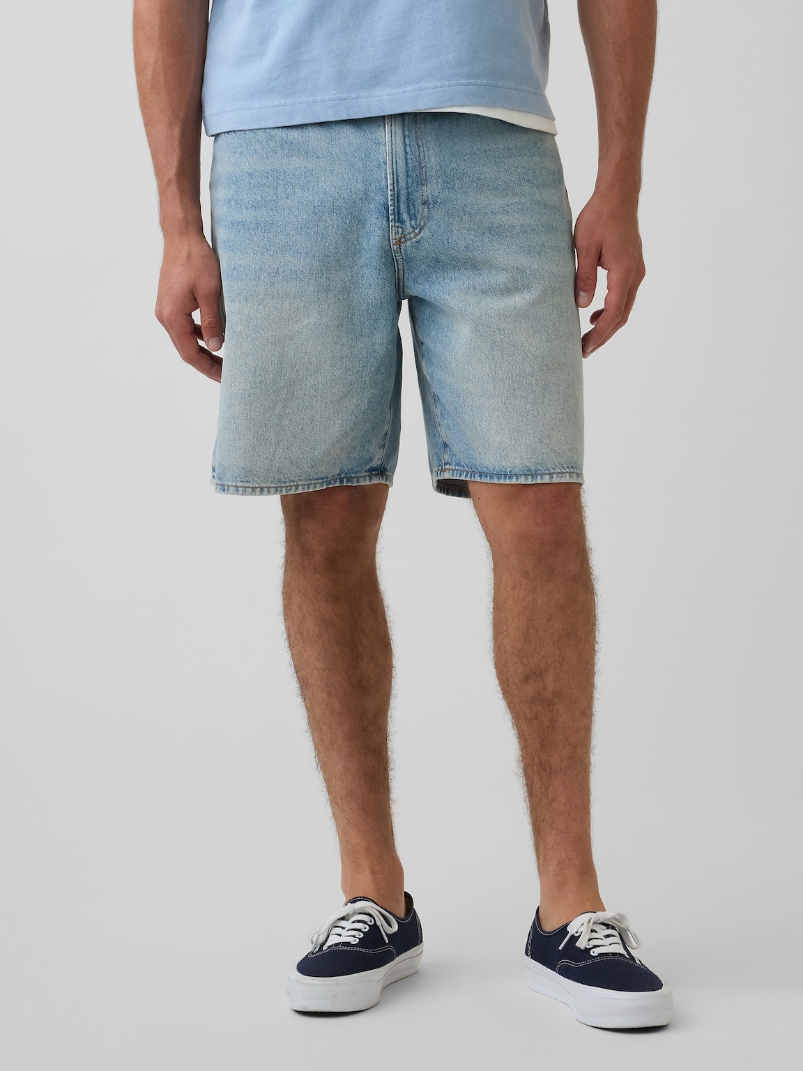 '90s Loose Denim Shorts