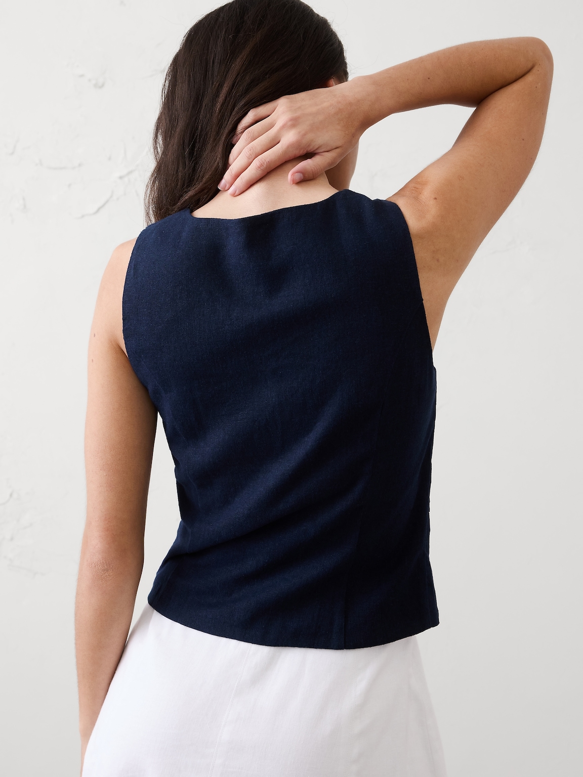 Scoop-Neck Vest