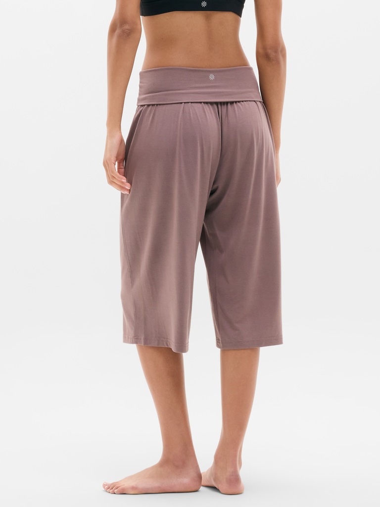 Dream Drape Mid Rise Crop Pant