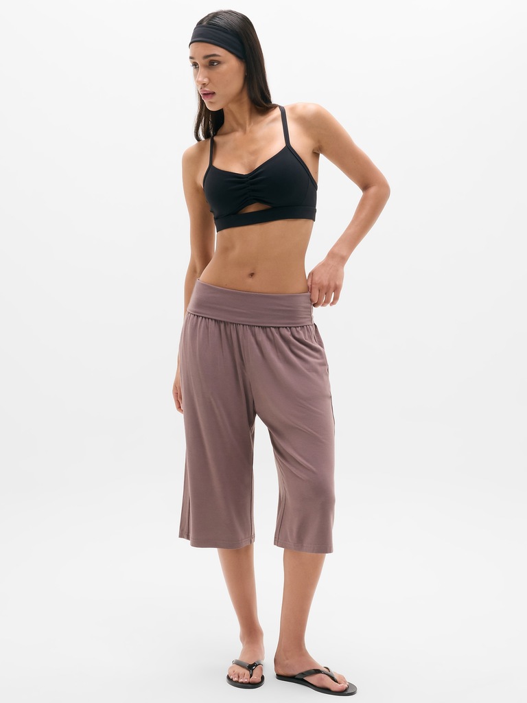 Dream Drape Mid Rise Crop Pant