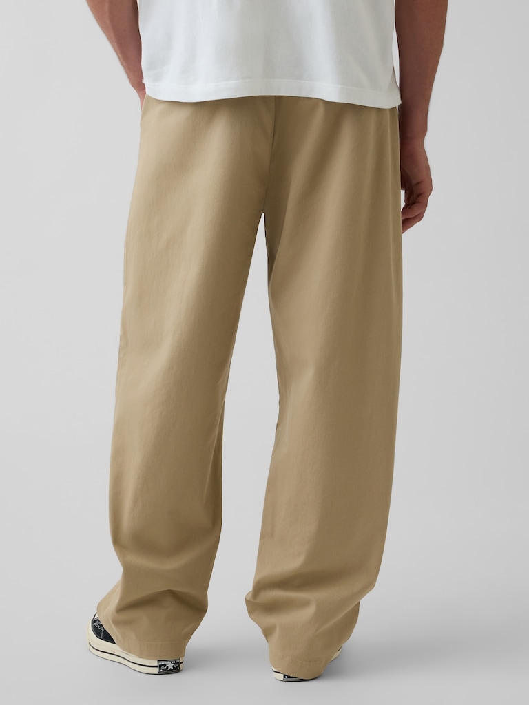 Modern Baggy Khakis