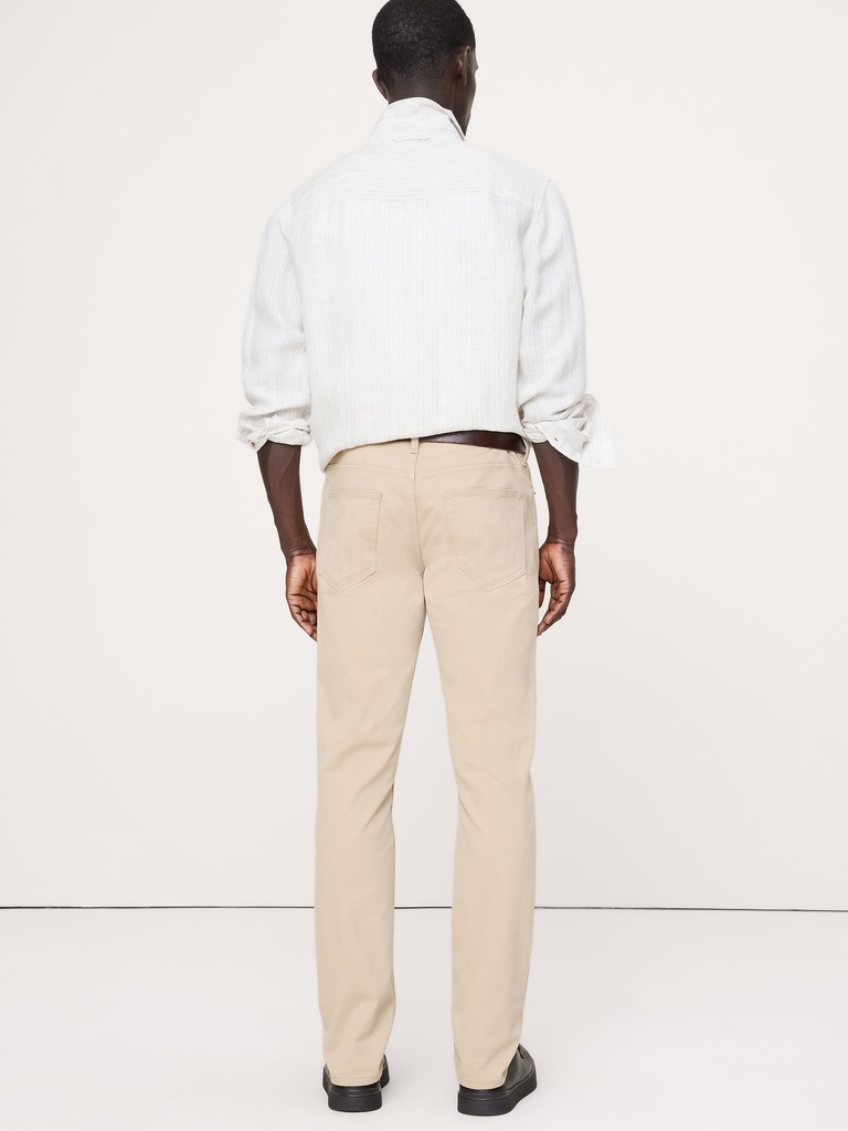 Slim Traveler Pant