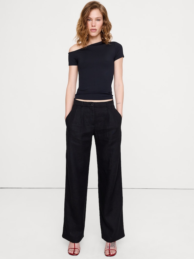 Sculpted-Stretch Off-Shoulder Top