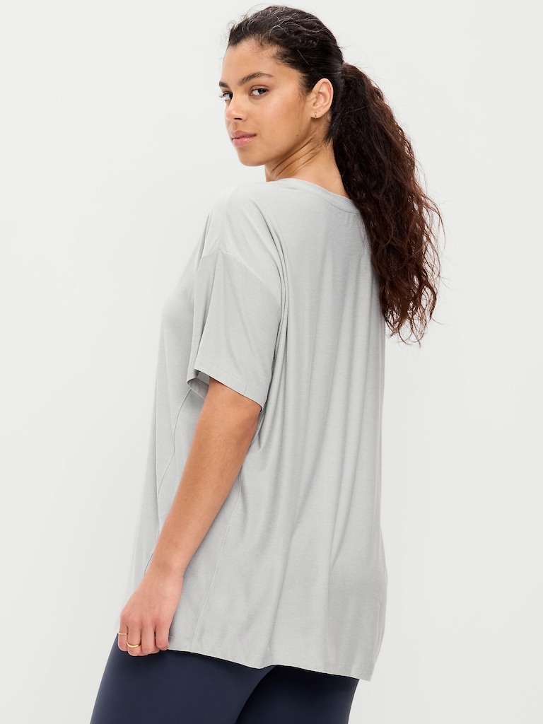 CloudMotion Short-Sleeve Tunic
