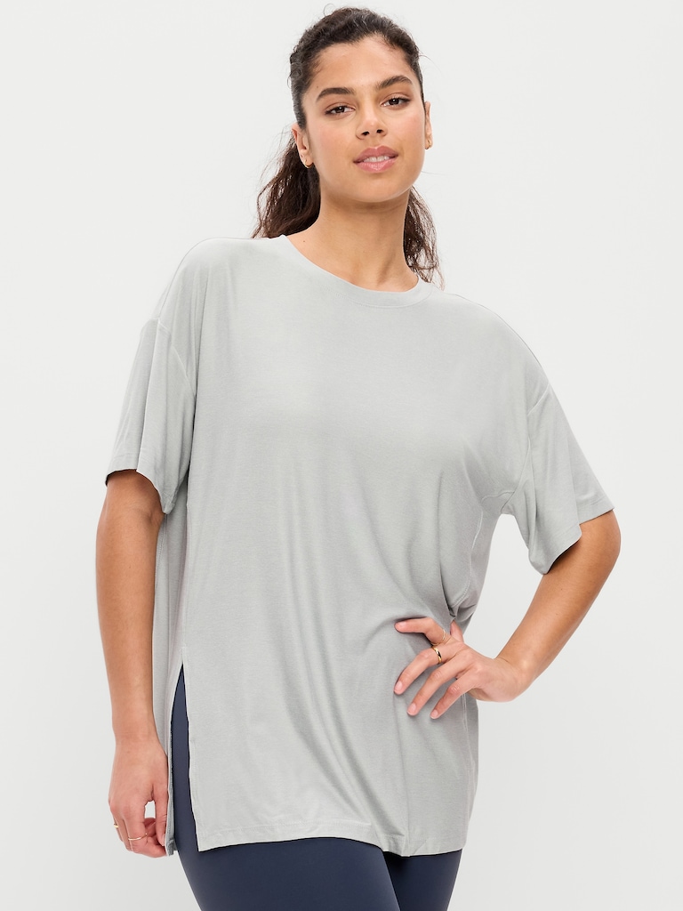 CloudMotion Short-Sleeve Tunic