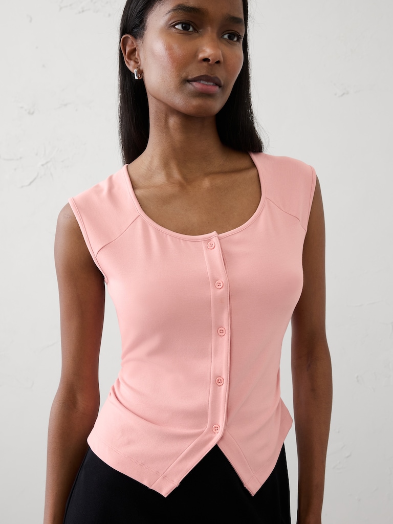 Soft Interlock Buttoned Top