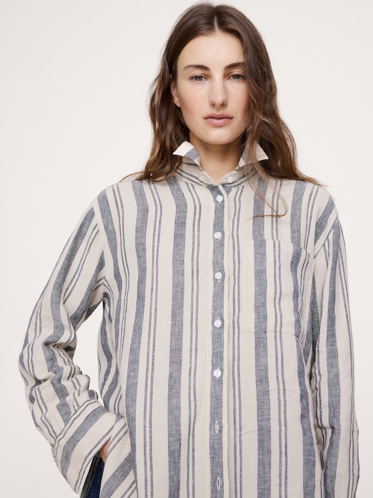 The Oversized Linen Shirt