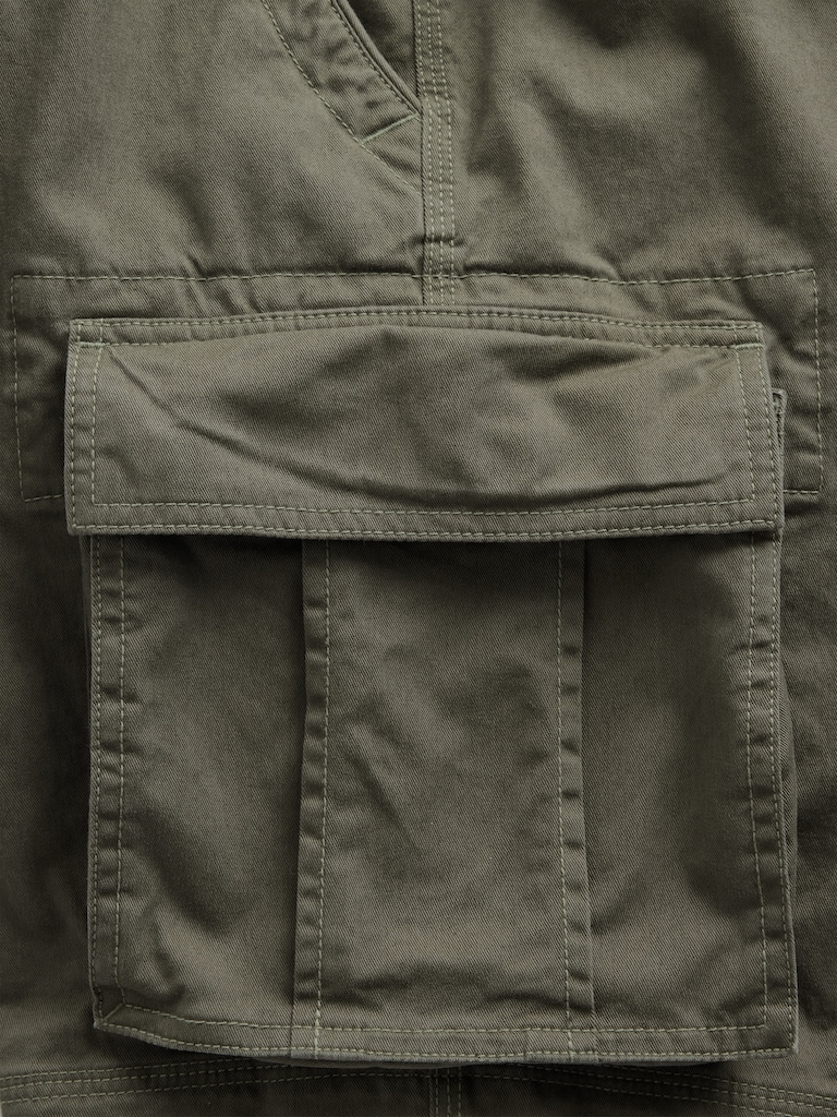 11" Relaxed Cargo Shorts