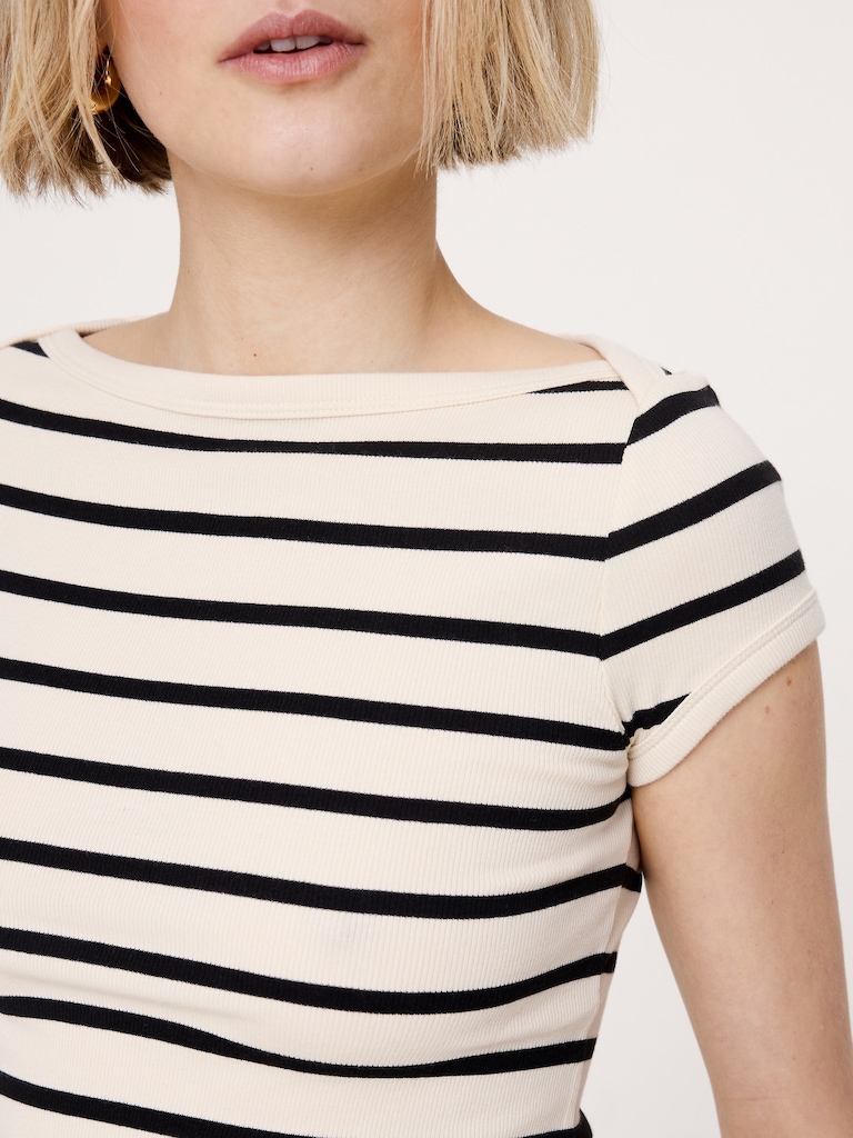 Ribbed Boatneck Top