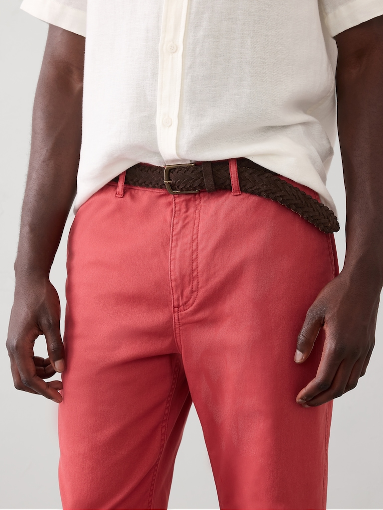 Athletic-Fit Summerweight Chino