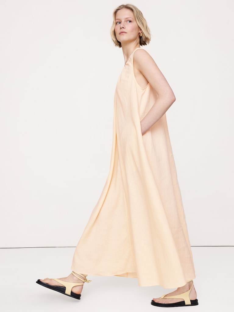 Linen Scoop-Neck Maxi Dress