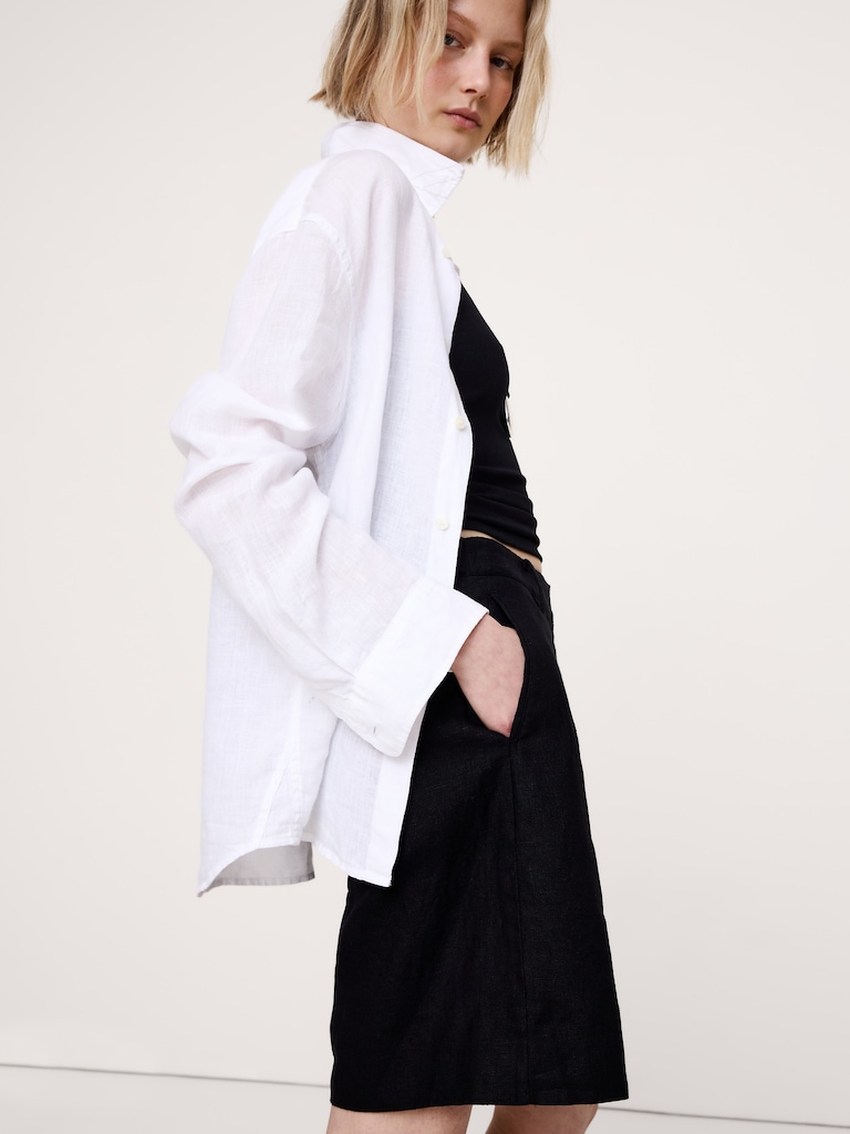 The Everyday Bermuda Short in Linen