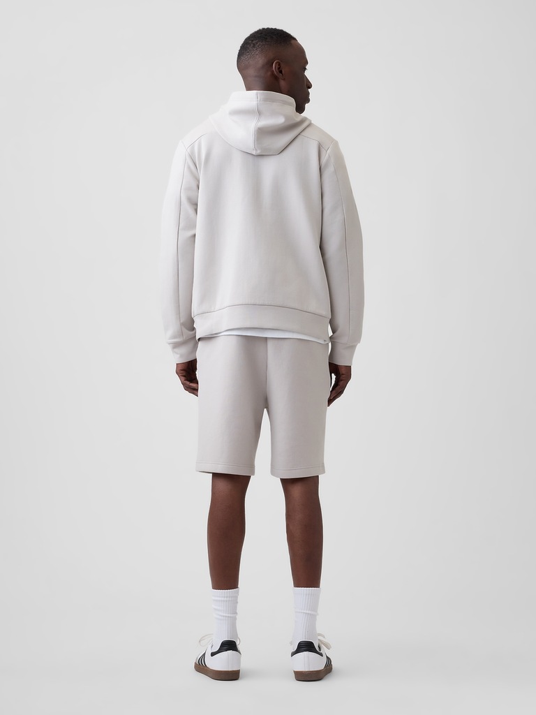 GapFit 8" Performance Shorts