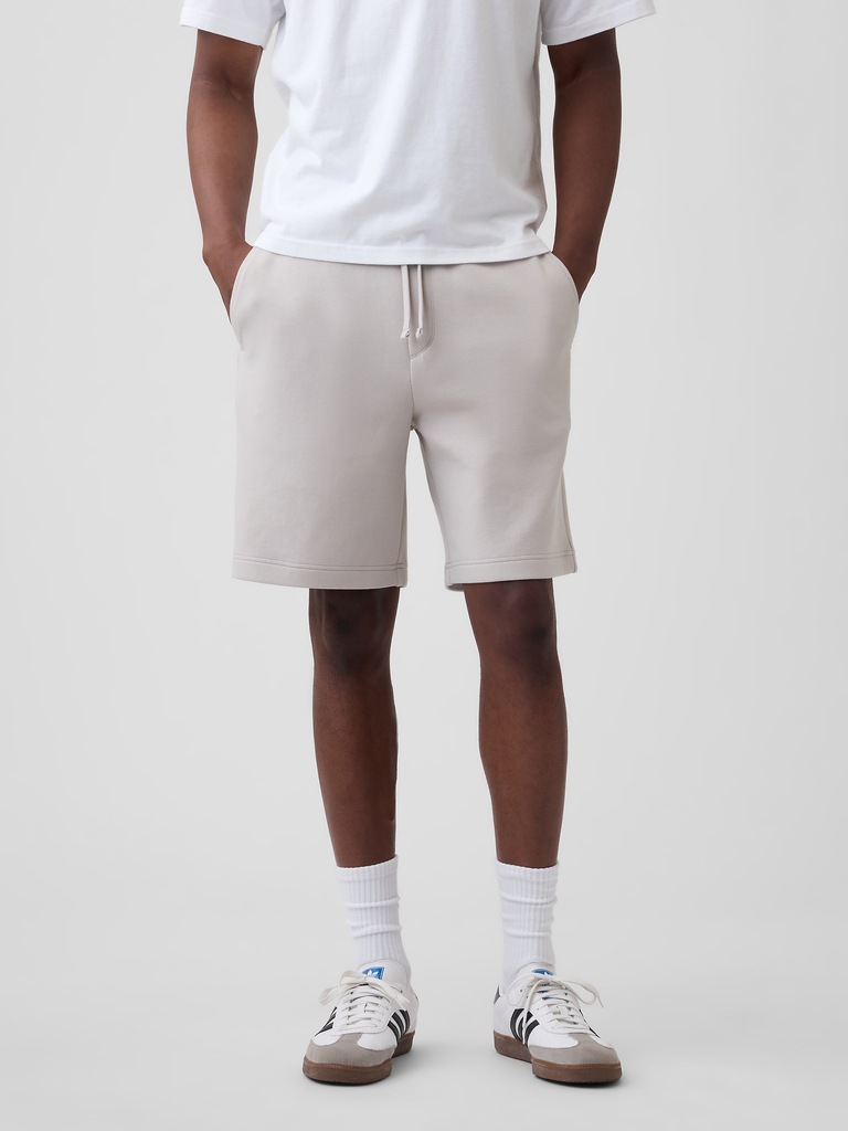 GapFit 8" Performance Shorts