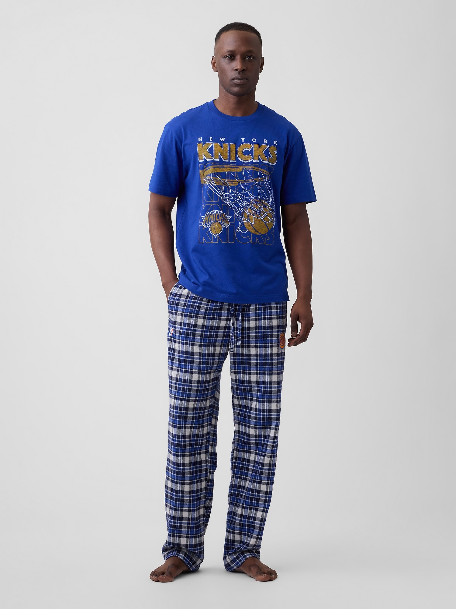 Men NBA Shop New York Knicks | Gap Factory