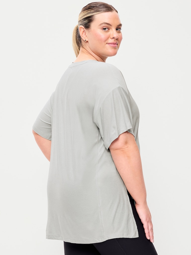 CloudMotion Short-Sleeve Tunic