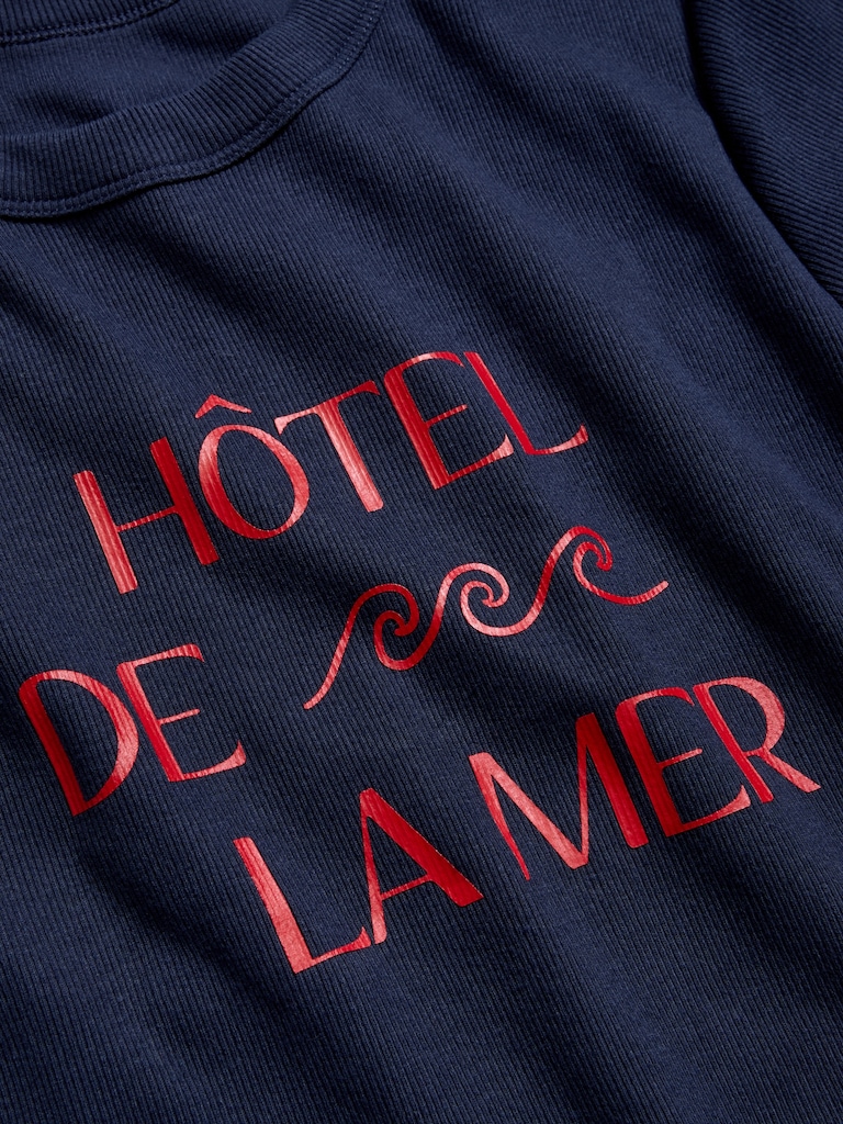 Snug Graphic T-Shirt