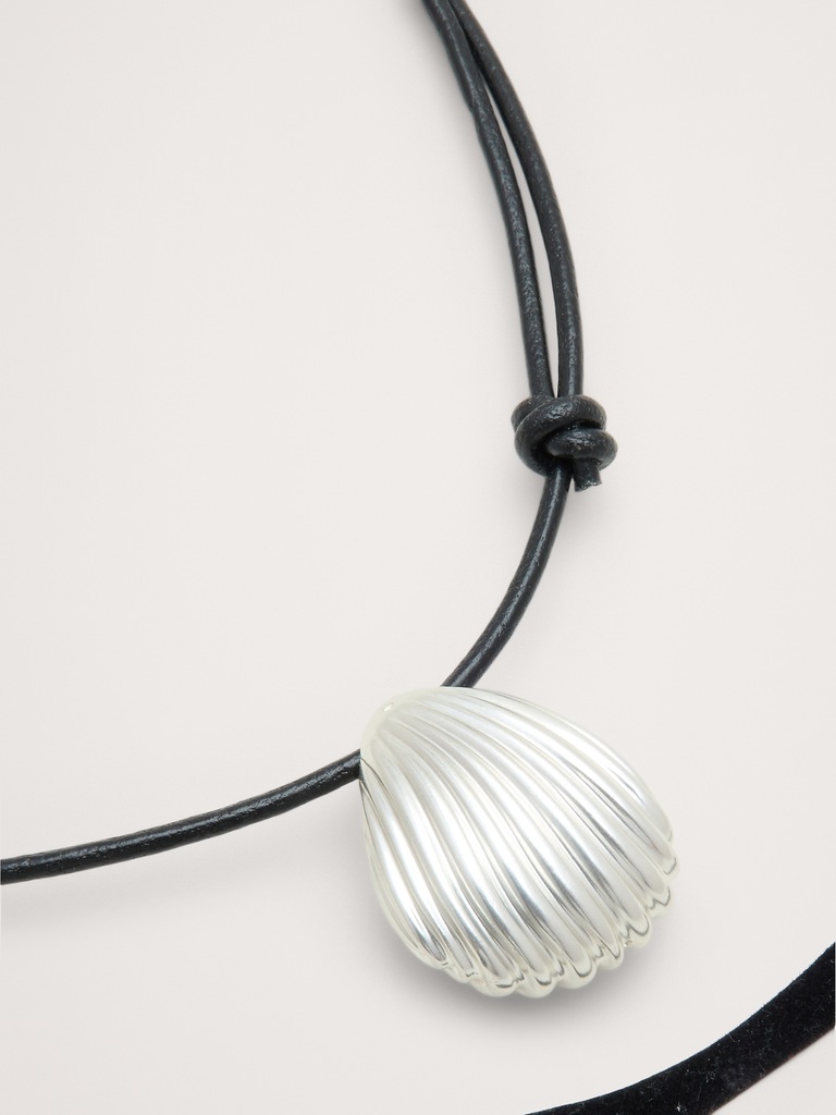Shell Cord Necklace