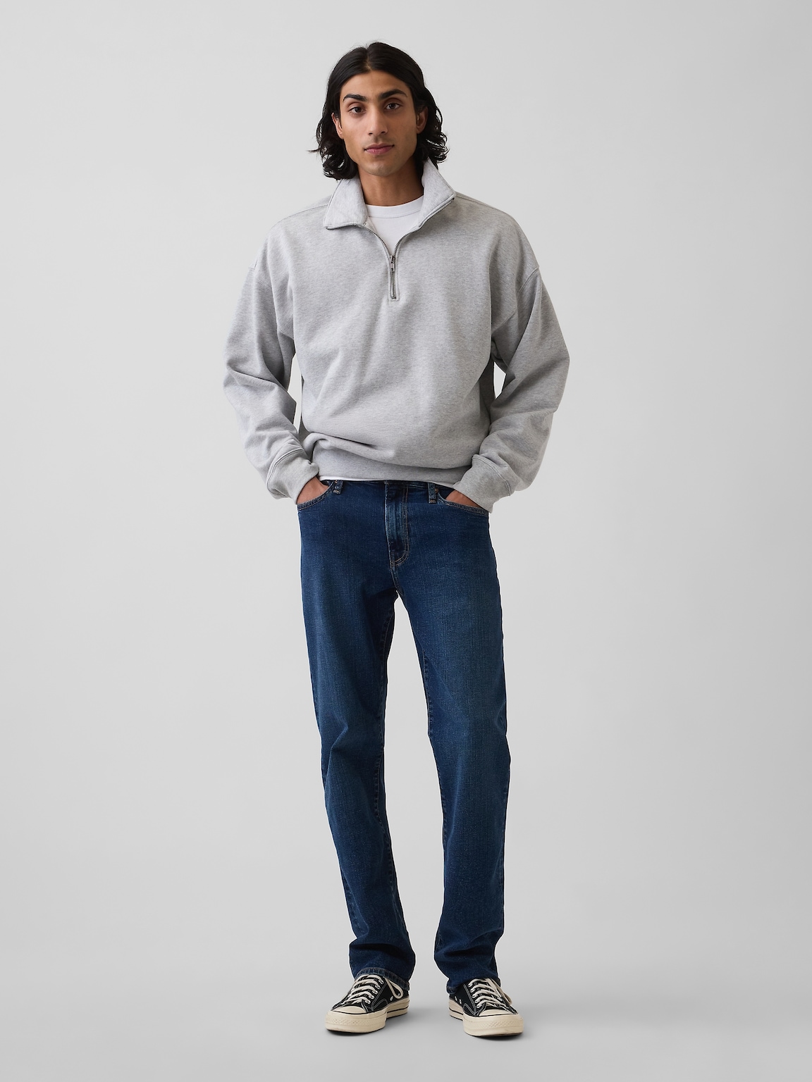 Straight Jeans