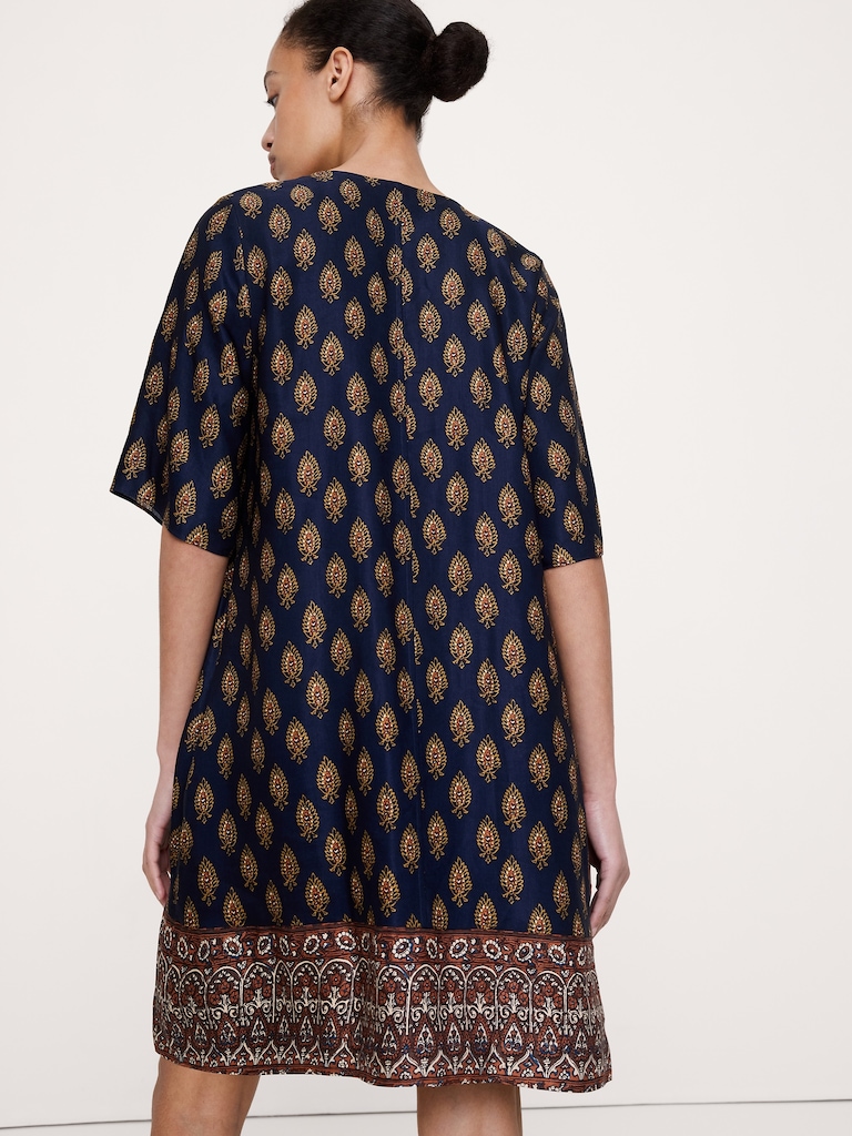 Viscose-Linen Scoop-Neck Mini Dress