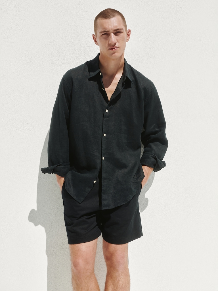 5.5" Linen-Blend Relaxed Shorts