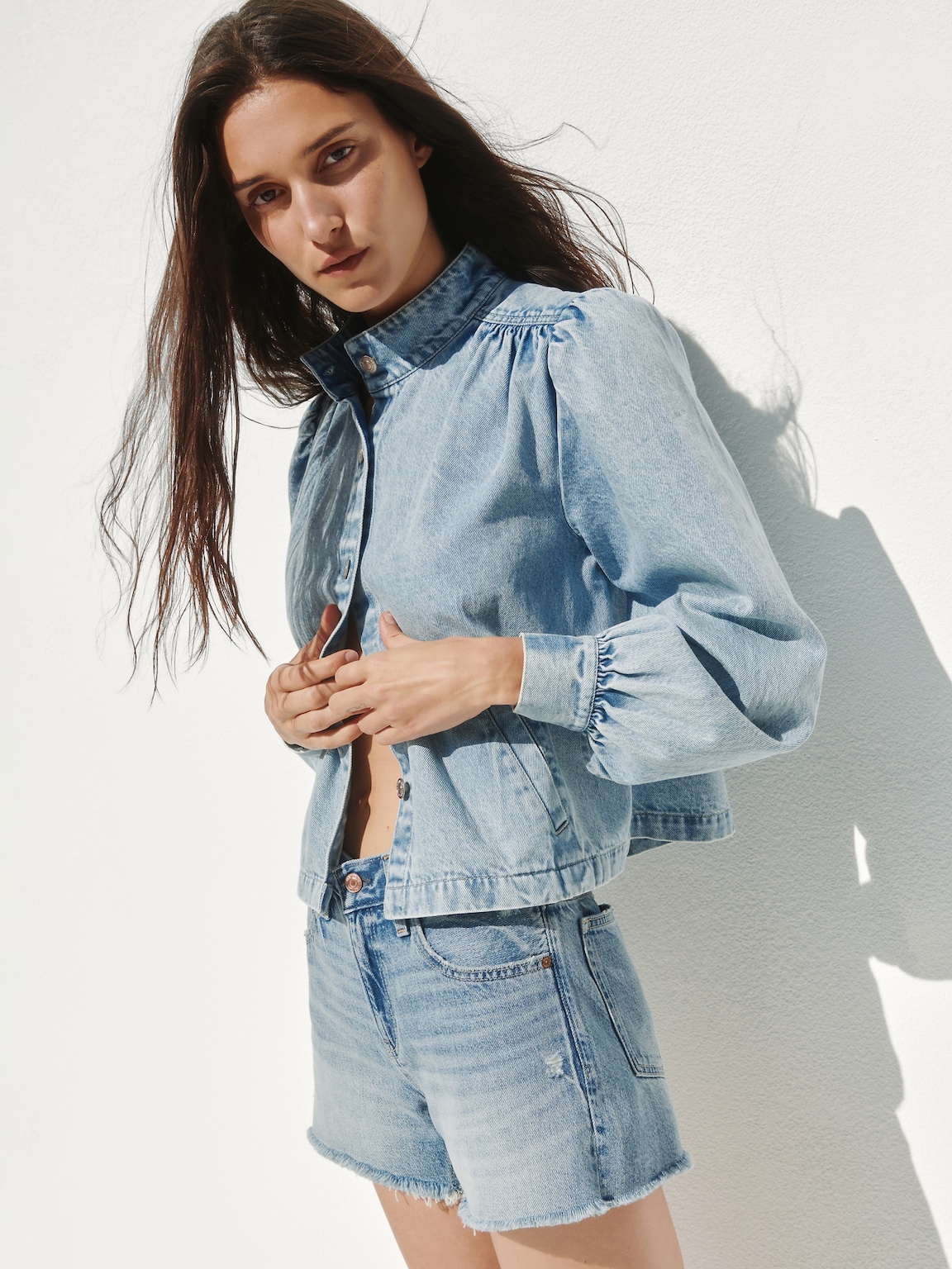 Denim Balloon-Sleeve Crop Swing Jacket