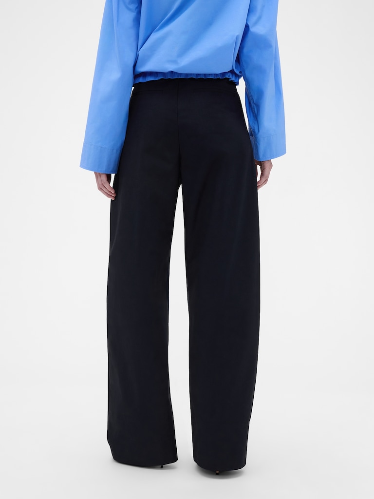 Gap × Victoria Beckham High Rise Pleated Arc Trouser