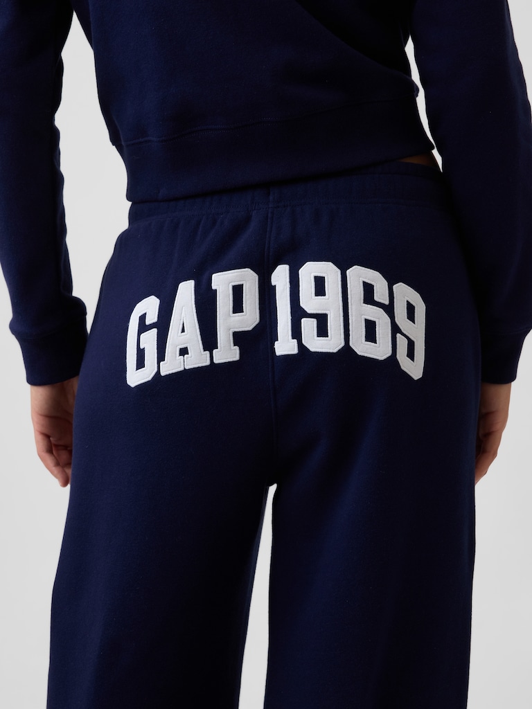 Gap Graphic Straight-Leg Sweatpants
