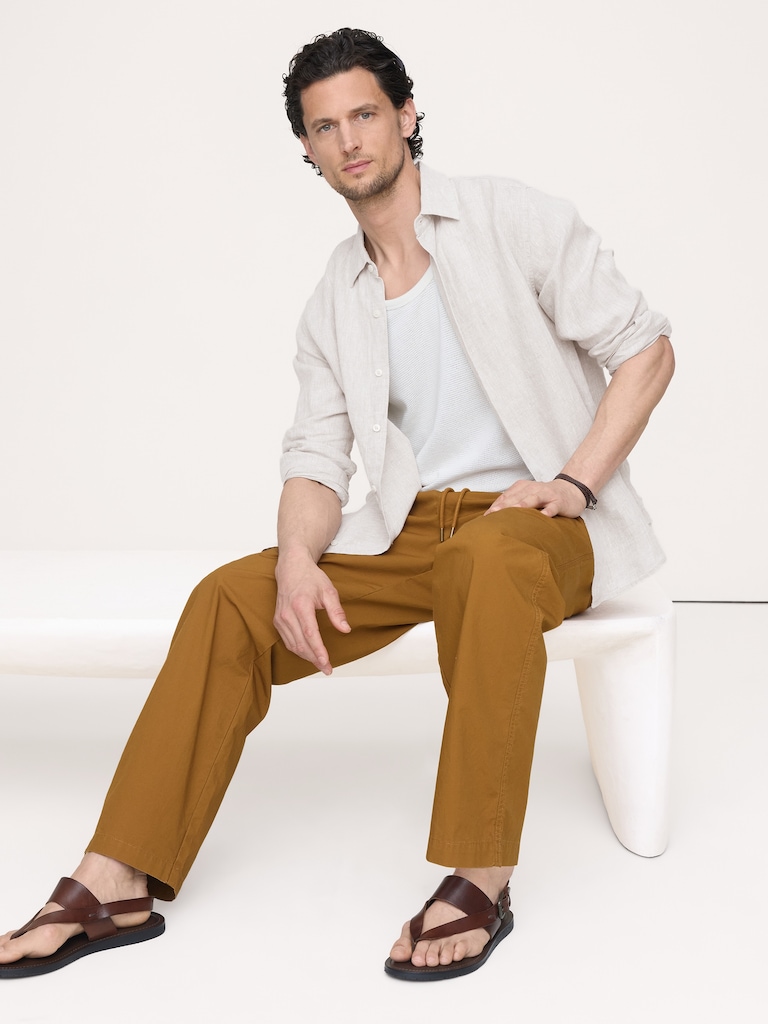 The Weekender Relaxed Pull-On Pant in Cotton