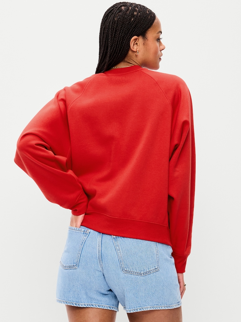 Oversized Raglan Graphic Sweatshirt