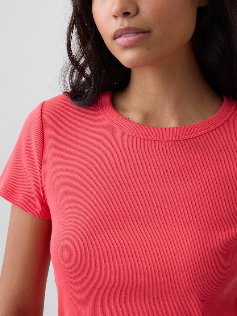 Essential Ribbed Crewneck T-Shirt