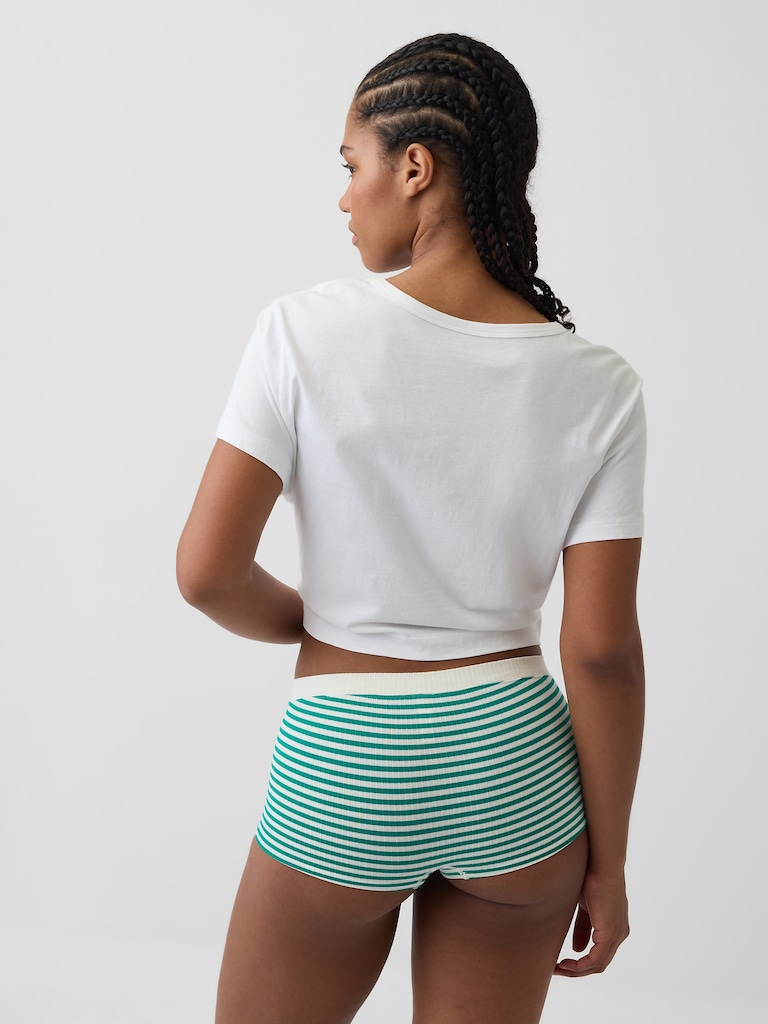 Seamless Shorty