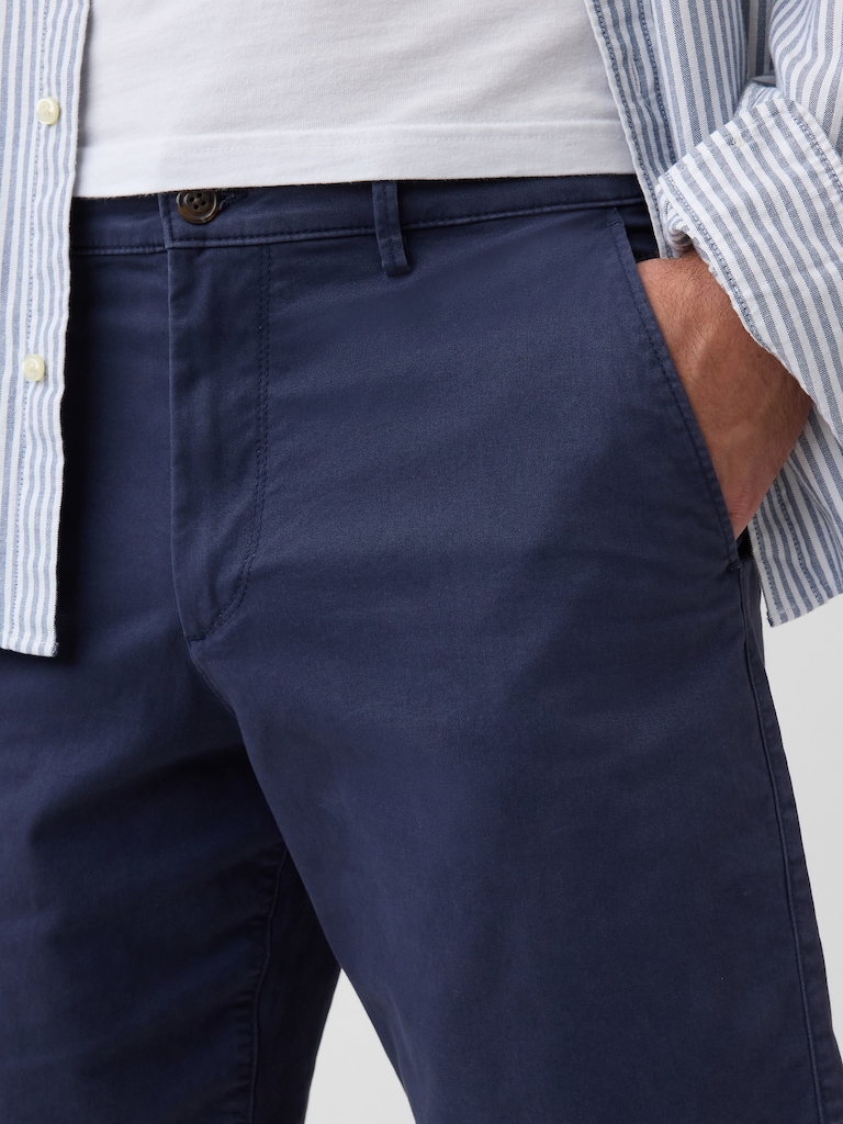 9" Essential Khaki Shorts