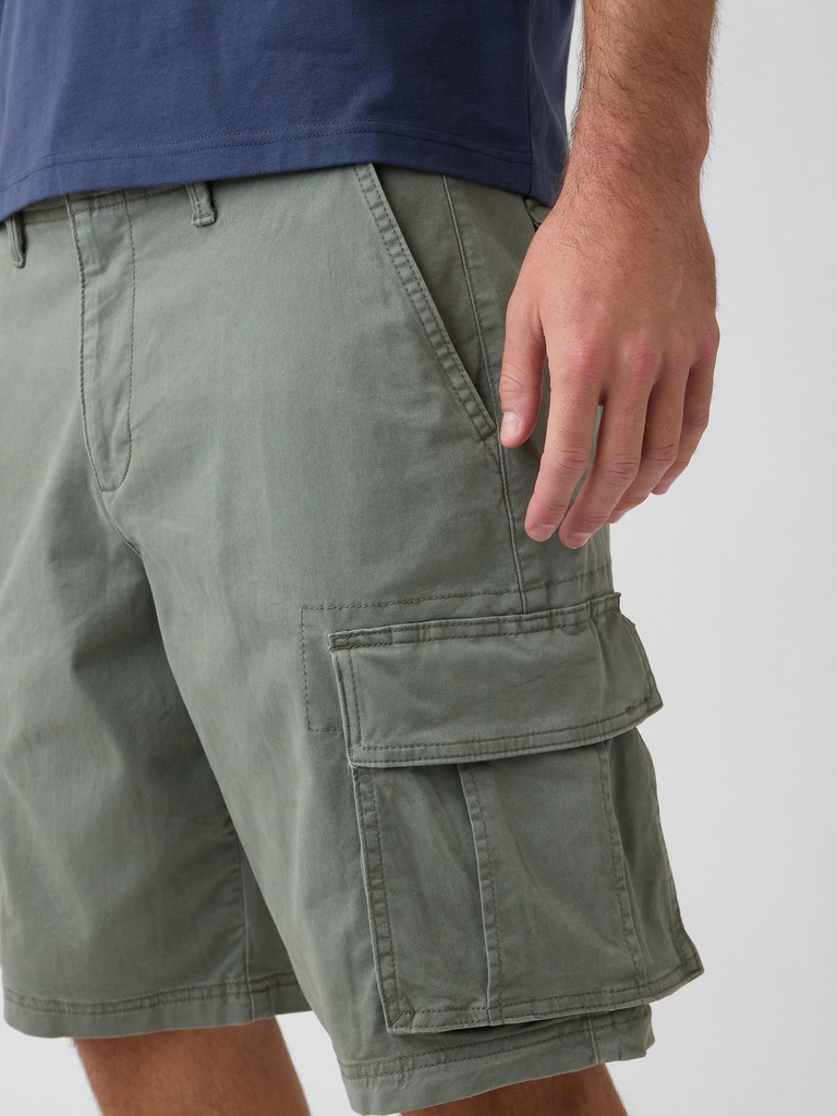 11" Essential Cargo Shorts